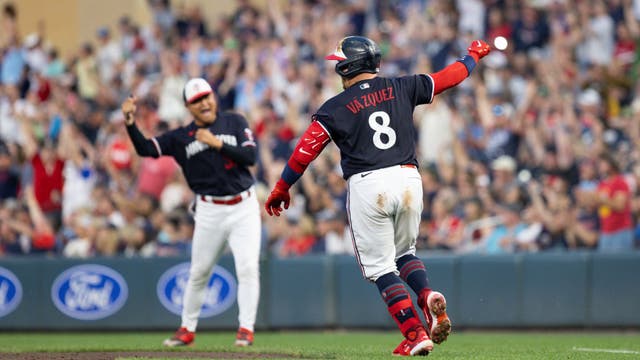 Christian Vásquez and Michael A. Taylor deliver key hits in 7th, lead Twins past White Sox 3-2