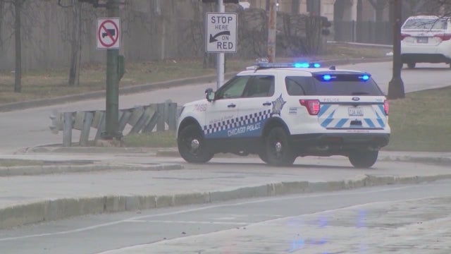 Chicago police union to challenge Mayor Johnson in court over parental leave discrepancy