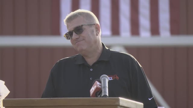 Darren Bailey announces run for Congress, will challenge Mike Bost