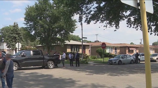 Chicago police officer reported missing by his family