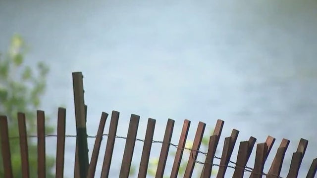 Father, son drowned in Lake Michigan: Indiana officials