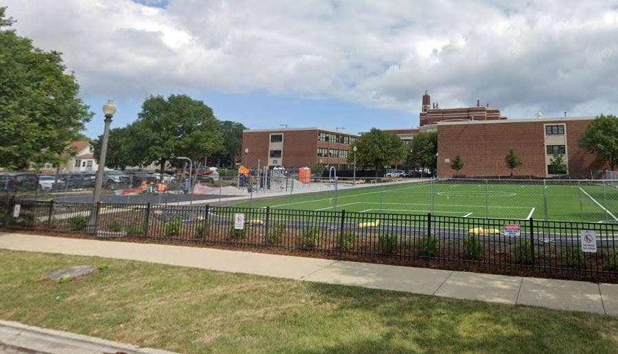Child luring attempt reported in West Rogers Park | FOX 32 Chicago