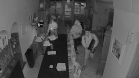 Lake View restaurant seeks smash-and-grab suspects after second theft in 6 months