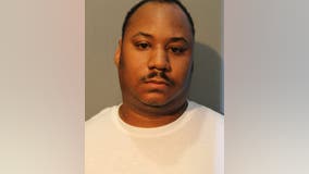 Chicago man charged in fatal Kenwood stabbing