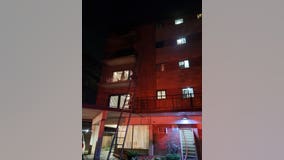 Galewood apartment fire leaves 25-year-old woman critically injured