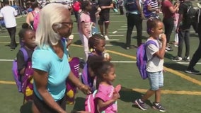 Back-to-school rally held on Chicago's West Side for CPS students