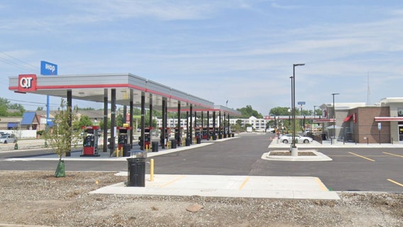 Cook County man killed during armed robbery outside gas station