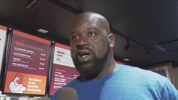 Shaq visits Big Chicken restaurant ahead of his Lollapalooza DJ set