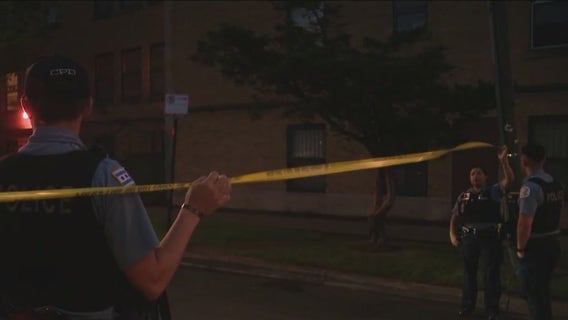 Chicago crime: Man critically wounded in Calumet Heights shooting