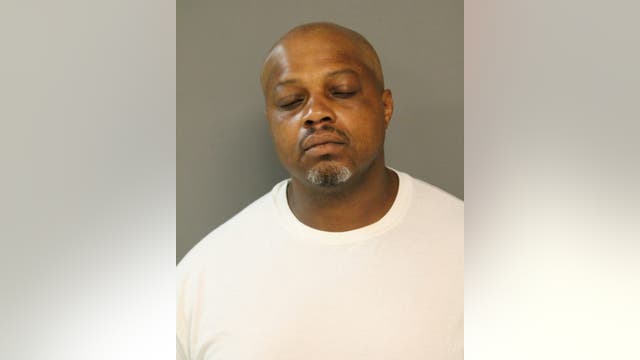 Man arrested for robbing a store in Chicago's Gold Coast