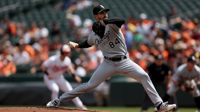 Gibson yields 3 HRs as first-place Orioles blow 4-run lead and fall to White Sox 10-5