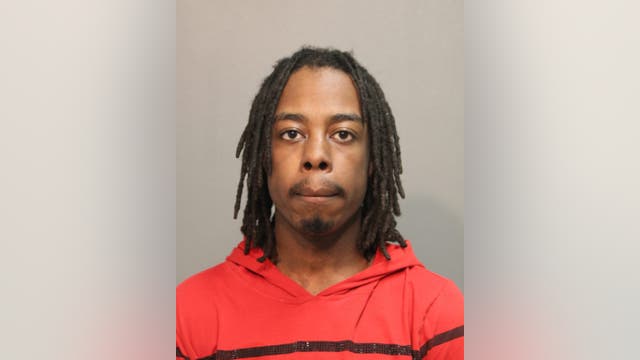 Chicago man robbed at least 5 people in 24 hours in West Rogers Park: police