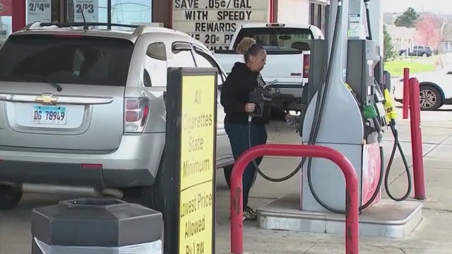 Chicago gas prices spike amid heat wave, production constraints