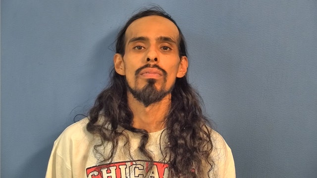 Cook County man steals thousands from tobacco store, leads police on high-speed chase: prosecutors