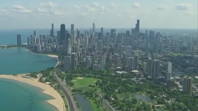 Chicago weather: Sunshine sandwiched between showers today