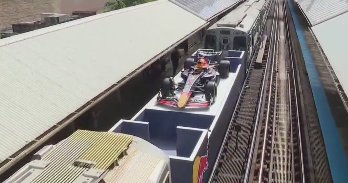 Atapi All Rides F1 Red Bull F1 car rides 'L' tracks for special demo | FOX 32 Chicago