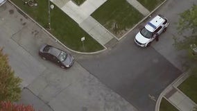 Suburban police chase ends in Chicago, 2 arrested