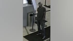 Man wanted for robbery at Elgin Chase Bank