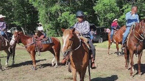 Former NFL player leads Chicago's rodeo revival for youth