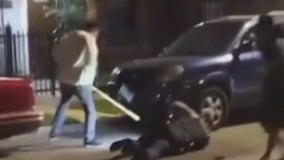 2 in custody after beating Chicago police officers with stick