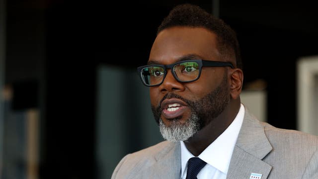 'Deeply alarming': Critics blast Mayor Johnson for CPS mass resignations