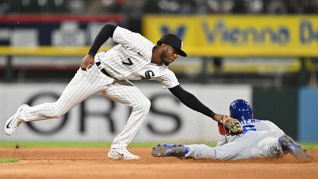 Michael Massey homers for second straight game, Royals beat White Sox 7-1