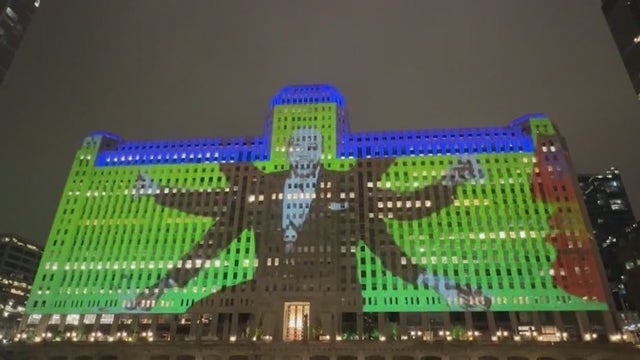 Art on the Mart returns to illuminate Chicago's Merchandise Mart