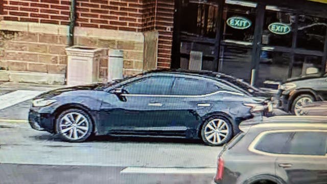 Video shows suspect, vehicle struck by armored truck after robbing driver at gunpoint in Chicago Heights