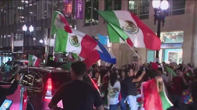 Some Mexican Independence Day events spiraled out of control as caravans took over Chicago