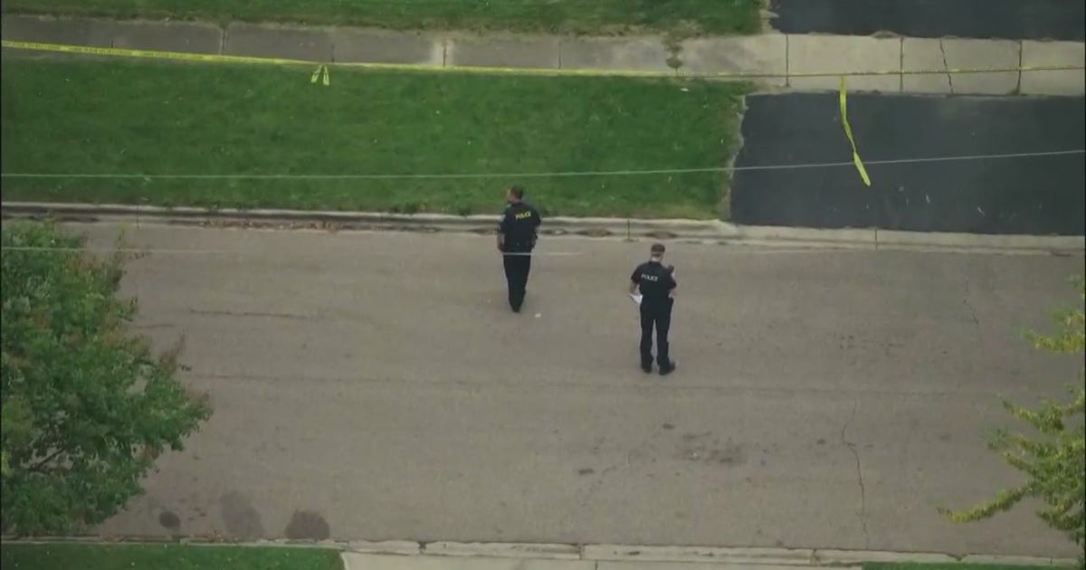 Man fatally shot in Aurora backyard | FOX 32 Chicago