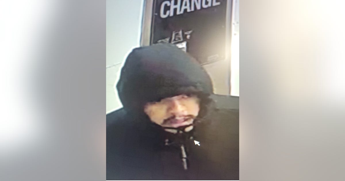 Crystal Lake police seek suspect in laundromat burglary | FOX 32 Chicago