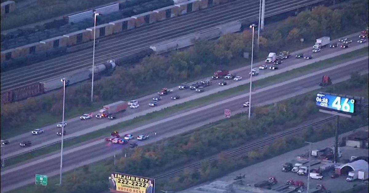 Deadly Stevenson Expressway crash snarls traffic during morning commute ...