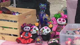 Día de los Muertos celebrations kick off early at Maxwell Street Market