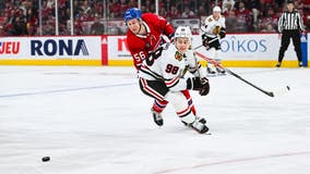 Canadiens beat Bedard, Blackhawks 3-2 in home opener