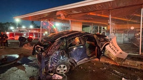 Car crashes into Chicago Nissan dealership, 1 injured