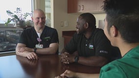 Chicago hospital's innovative program paving the way for more male nurses