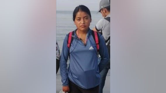 Elisa Naidelen: Missing Chicago teen last seen a week ago