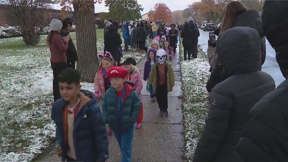 Kids, teachers flaunt colorful costumes at Park Ridge elementary school