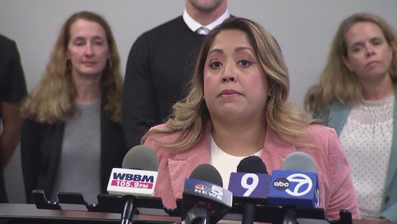 Chicago advocates push for Karina's Bill to protect domestic violence survivors