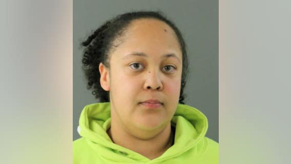 Woman charged in Far South Side murder