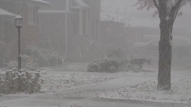 Chicago gets its first snowfall of the season on Halloween