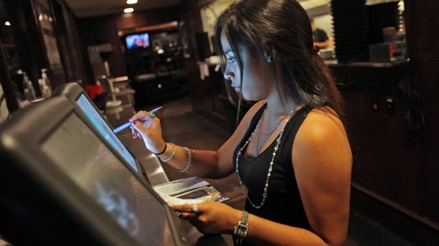 City Council votes to end sub-minimum tipped wages for service workers