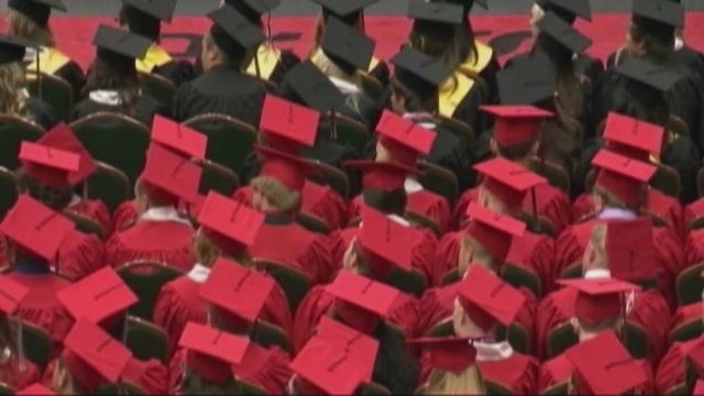 Chicago Public Schools celebrates record-breaking graduation rates and student achievements