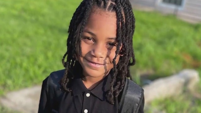 Chicago shooting: 2 dead, 7-year-old among 2 wounded after gunman opens fire in West Side vacant lot