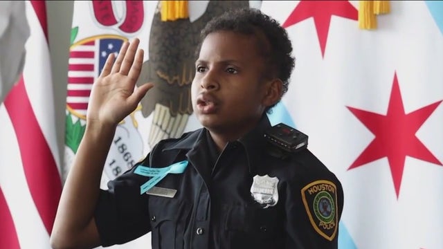 Boy, 11, with terminal cancer sworn in as honorary Chicago police officer: 'thank you for taking the call'