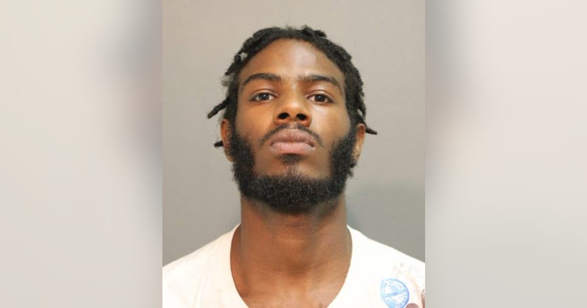 Chicago man charged with murder in Douglas shooting | FOX 32 Chicago
