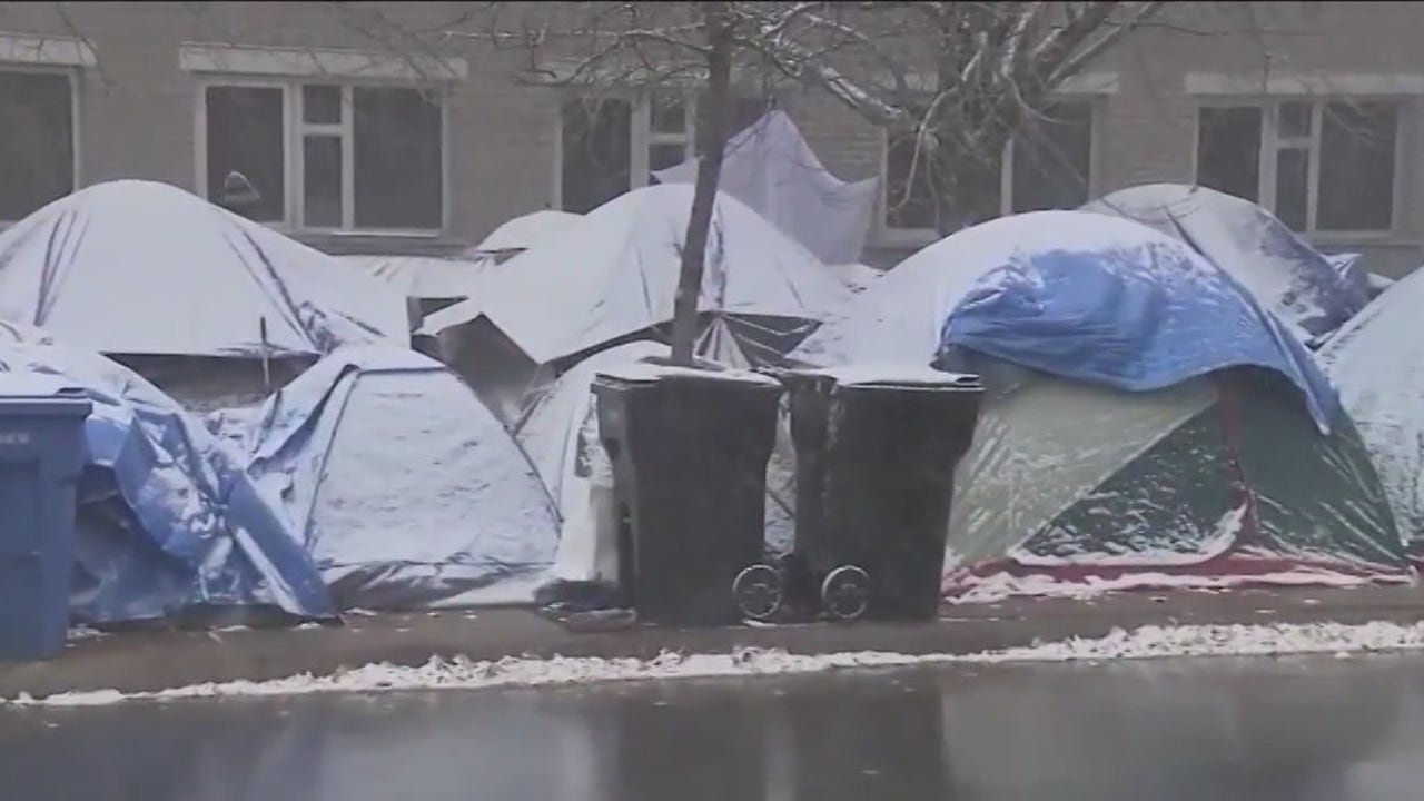 Chicago Migrants To Be Limited To 60-day Stays Inside Shelters | FOX 32 ...