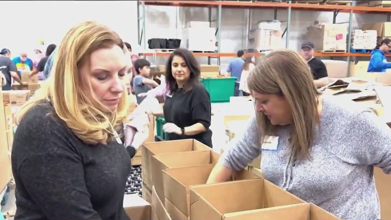 芝加哥地区的食品银行开展节日期间的捐赠活动，旨在为有需要的人分发5万个餐盒