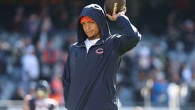 Bears QB Justin Fields doubtful after 1st practice since dislocating thumb