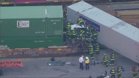 Freight train crashes into semi, killing person in Back of the Yards